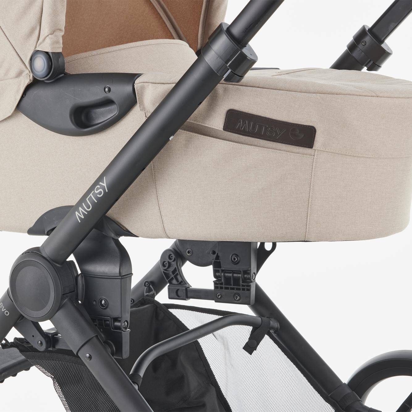 Mutsy EVO - Kombikinderwagen 2-in-1 mit Babywanne